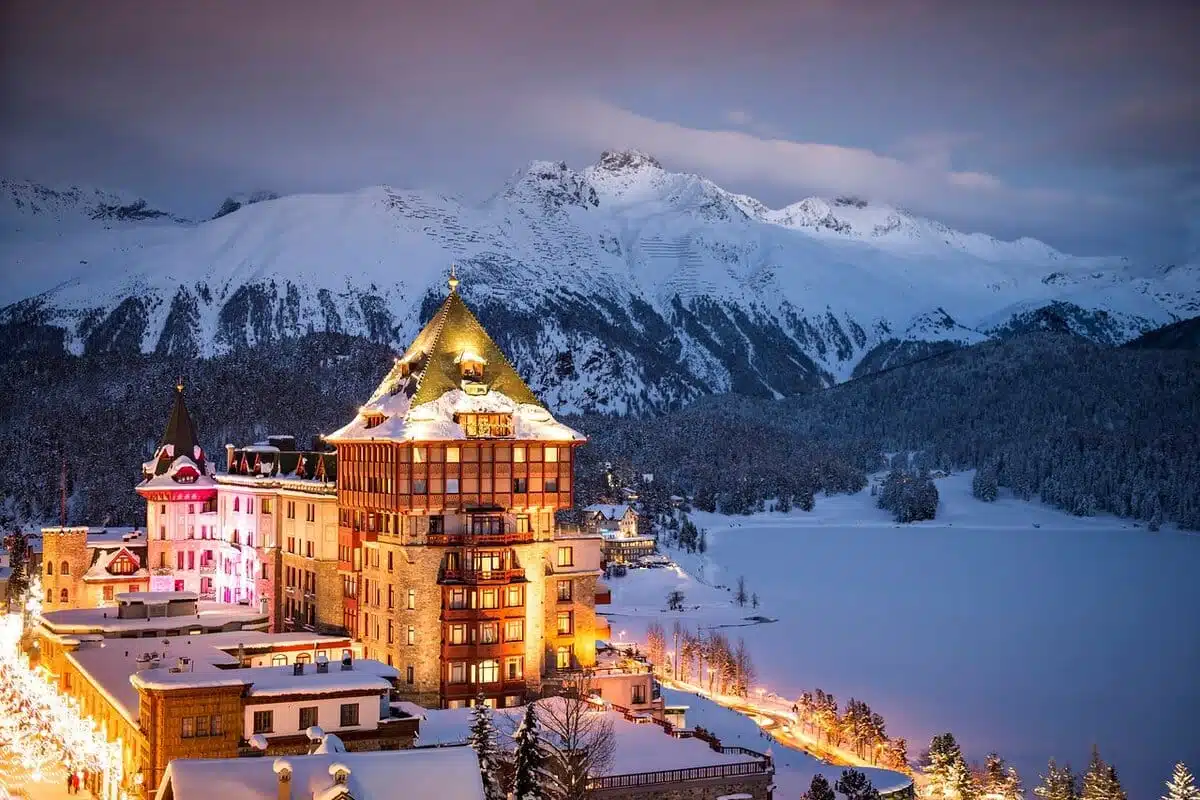 luxe palace